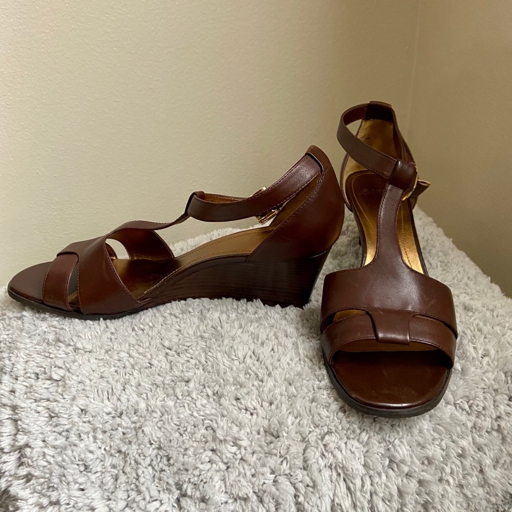 Wedges - Picture 6 of 7